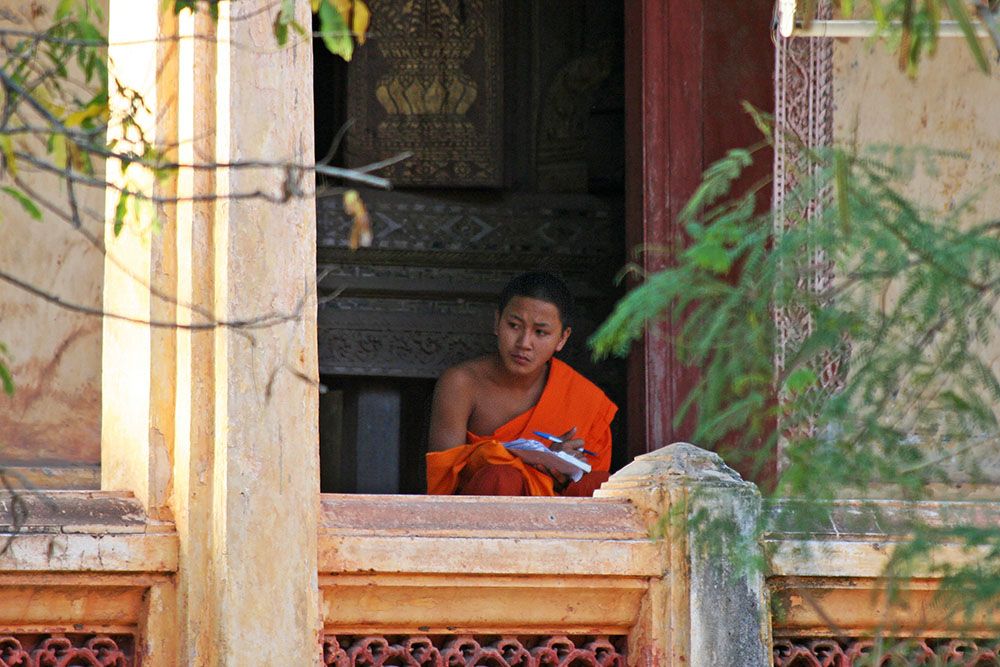 Monk at Wat Si Saket