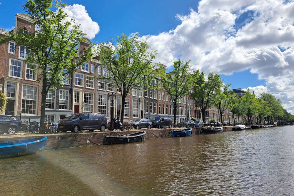 Canal houses