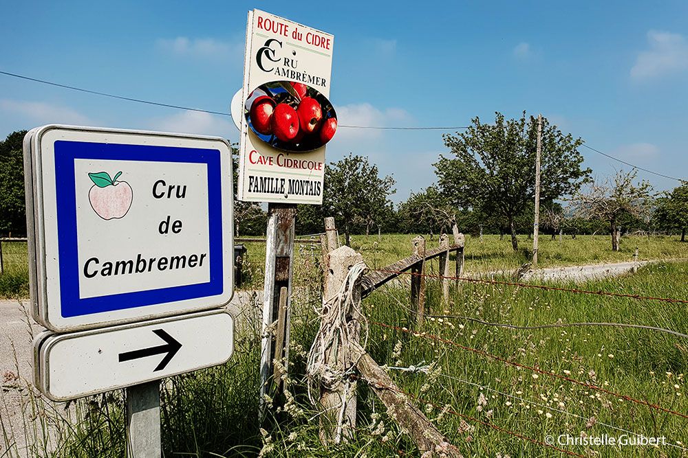 Signage along the tour of the Pays d'Auge