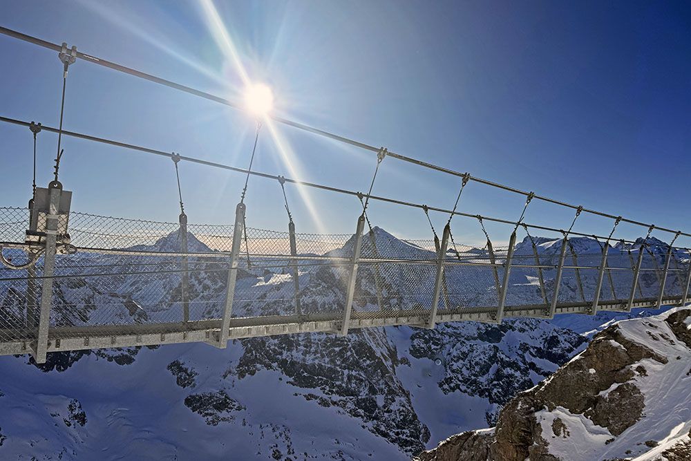 Suspension bridge