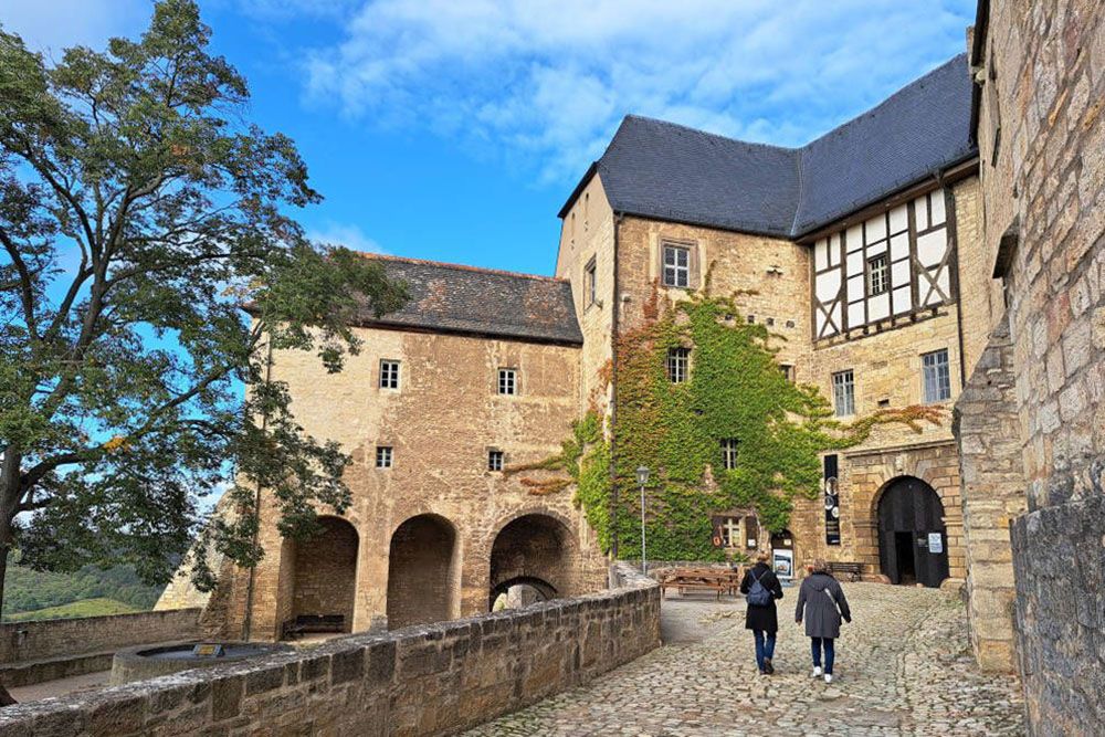 Neuenburg Castle